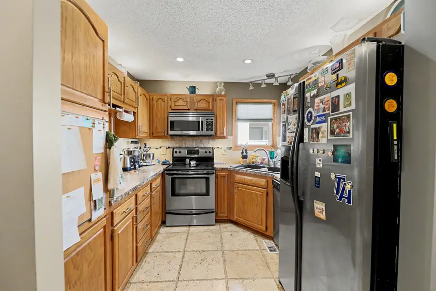 1181 N Lakewind St, Wichita, KS 67212 - #3