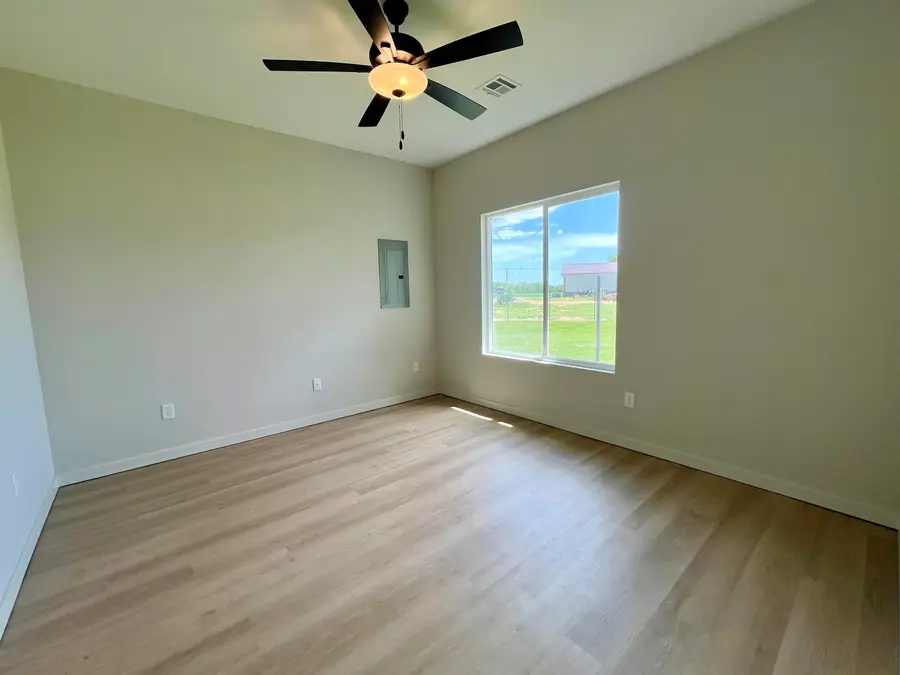 2010 N Melody Ln, Goddard, KS 67052 - #3