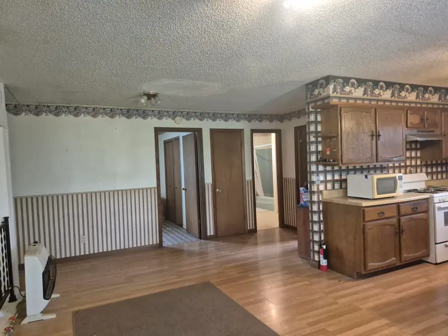 512 N Greenwood Ave, Severy, KS 67137 - #2