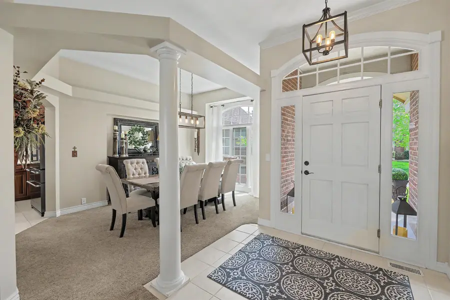 7806 W Meadow Knoll, Wichita, KS 67205 - #3