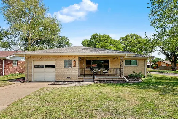 800 N Friend St, Belle Plaine, KS 67013