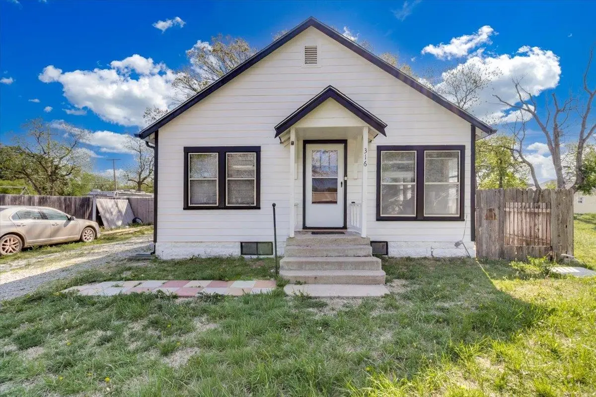 316 N Elm St., Goddard, KS 67052 - #1