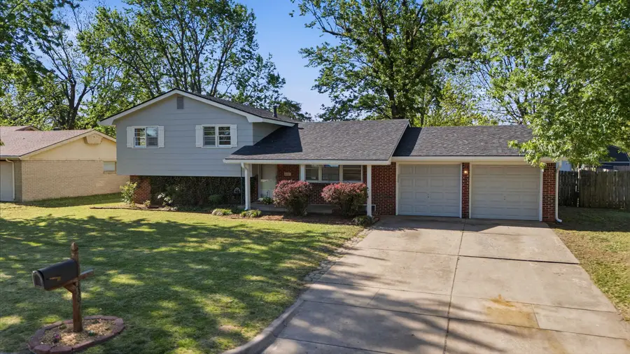 4307 W 18th St. N., Wichita, KS 67212 - #2