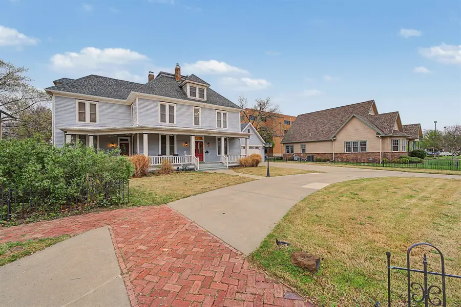 130 W Prescott Ave, Salina, KS 67401 - #3