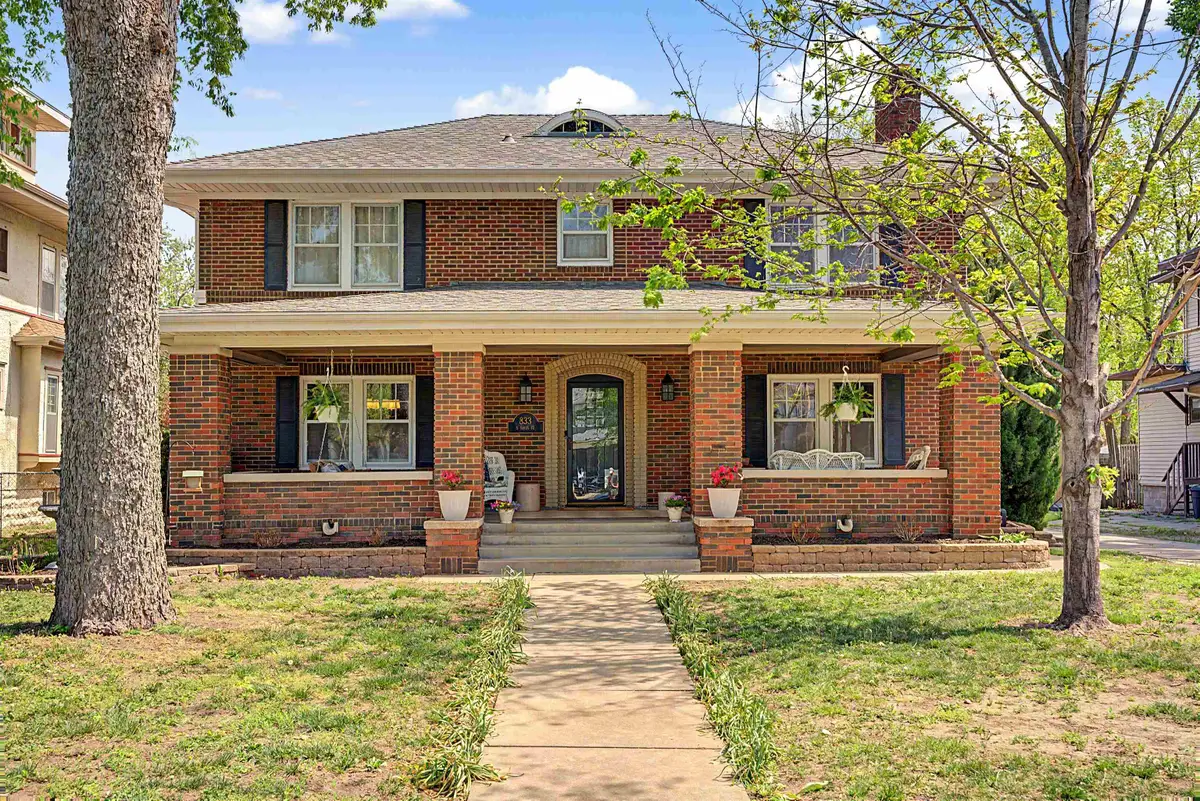 833 S Santa Fe, Salina, KS 67401 - #1