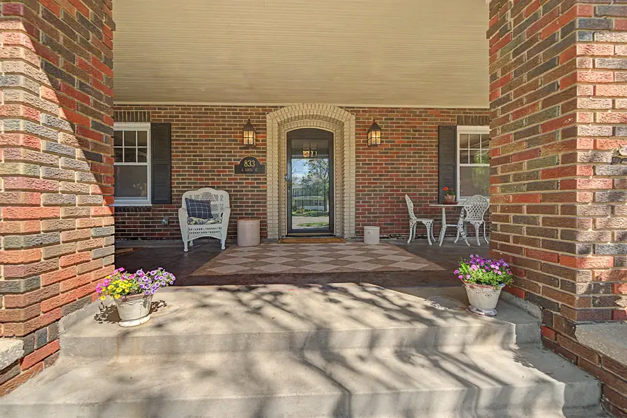 833 S Santa Fe, Salina, KS 67401 - #3