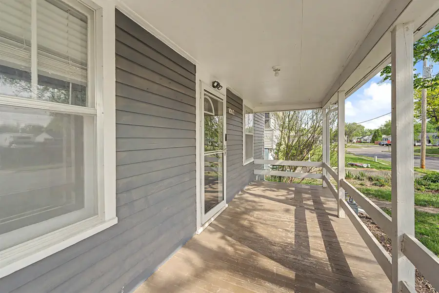 1012 Pershing St, Salina, KS 67401 - #3