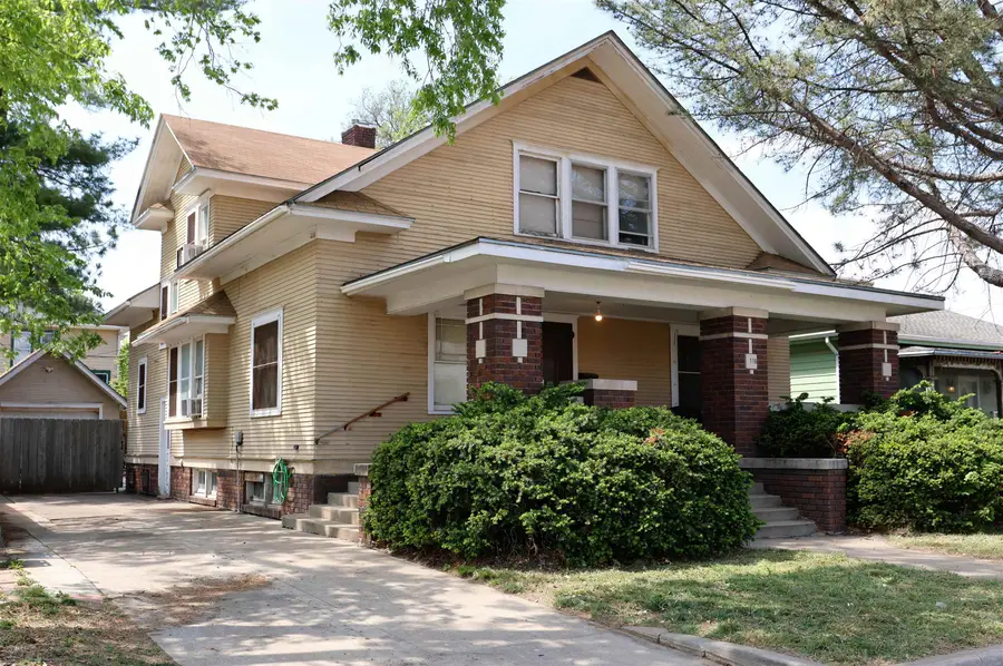 116 S 9th St, Salina, KS 67401 - #2