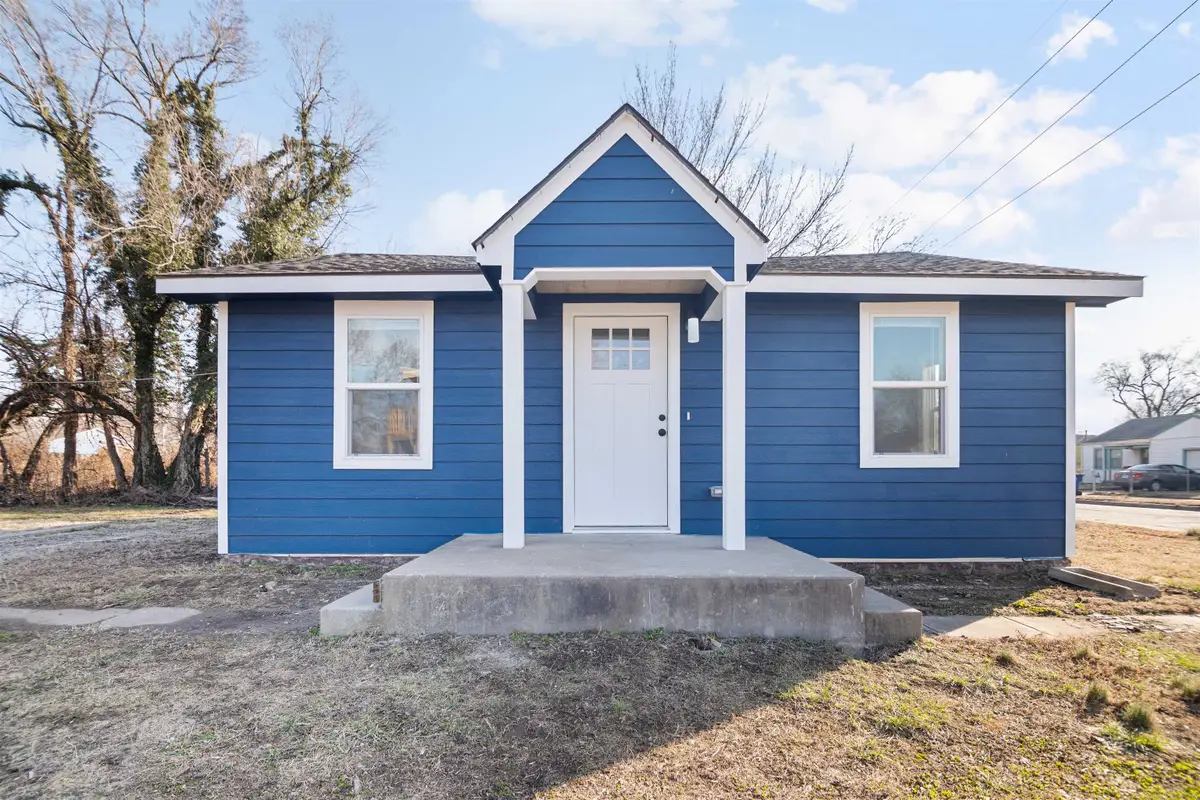 2601 E 11th St N, Wichita, KS 67214 - #1