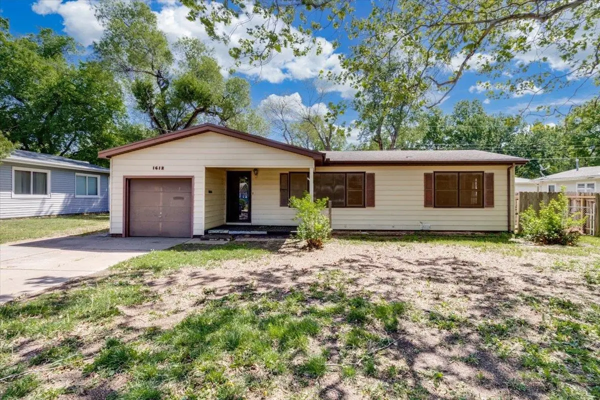 1612 N Lawndale, El Dorado, KS 67042 - #1