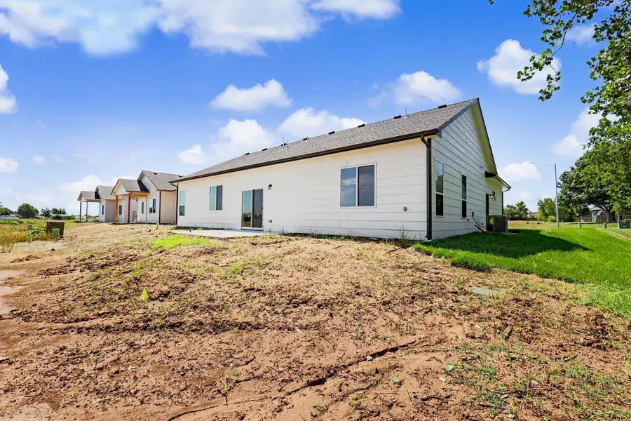 27 Kingdom Ct, Goddard, KS 67052 - #3