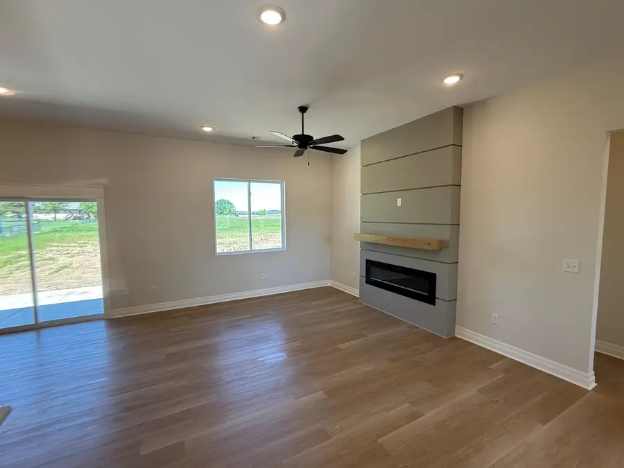 23 Kingdom Ct, Goddard, KS 67052 - #3