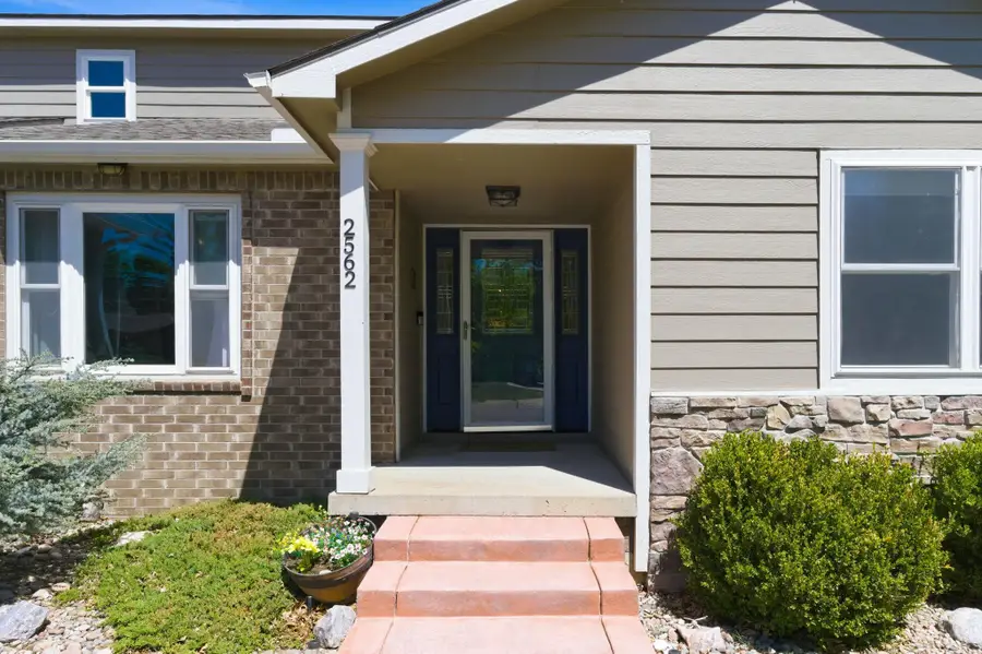 2562 N Fox Run Ct, Wichita, KS 67226 - #3