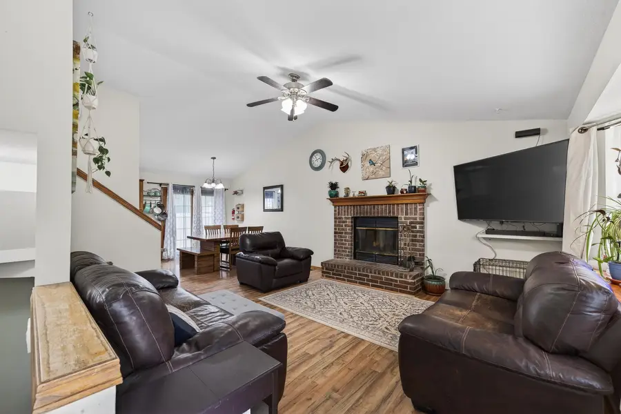 265 W Village Lake Dr, Derby, KS 67037 - #3