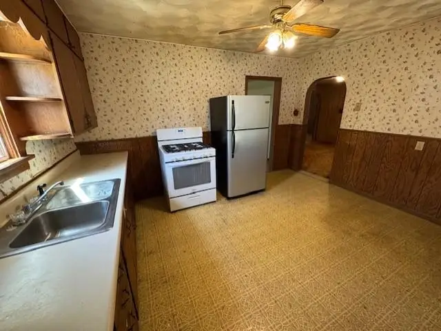 307 N Custer Street, Delphos, KS 67436 - #3