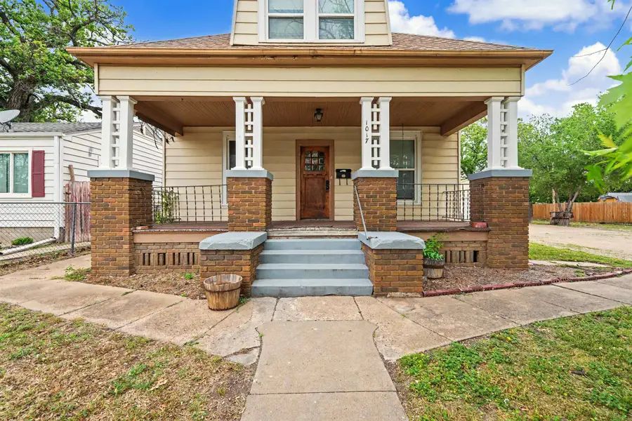 1017 E Iron Ave, Salina, KS 67401 - #2