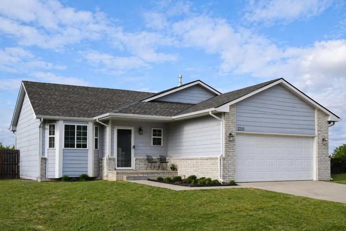 2210 E 26th St N, Wichita, KS 67219 - #1