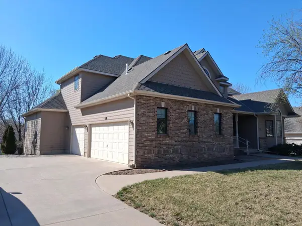 1250 Columbine Cr, Salina, KS 67401