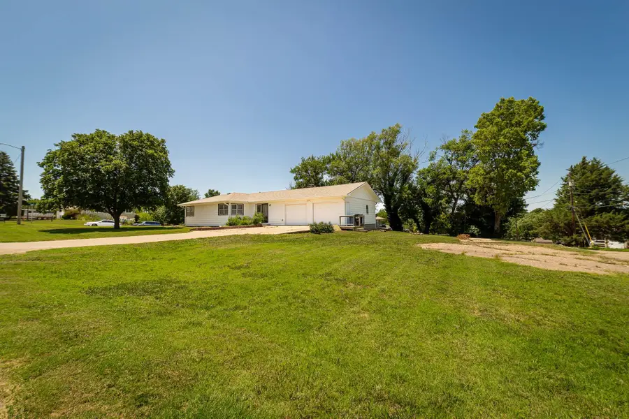 651 E 14th, Concordia, KS 66901 - #2