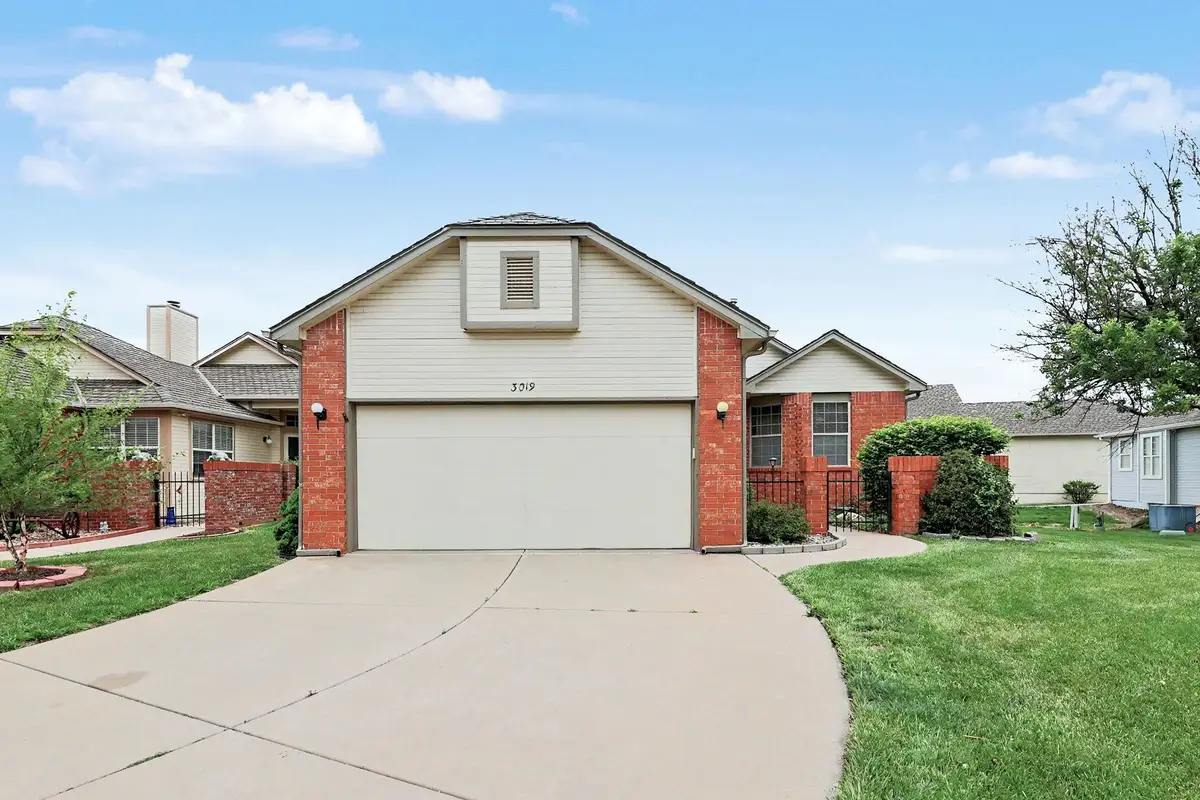 3019 N Bramblewood St, Wichita, KS 67226 - #1