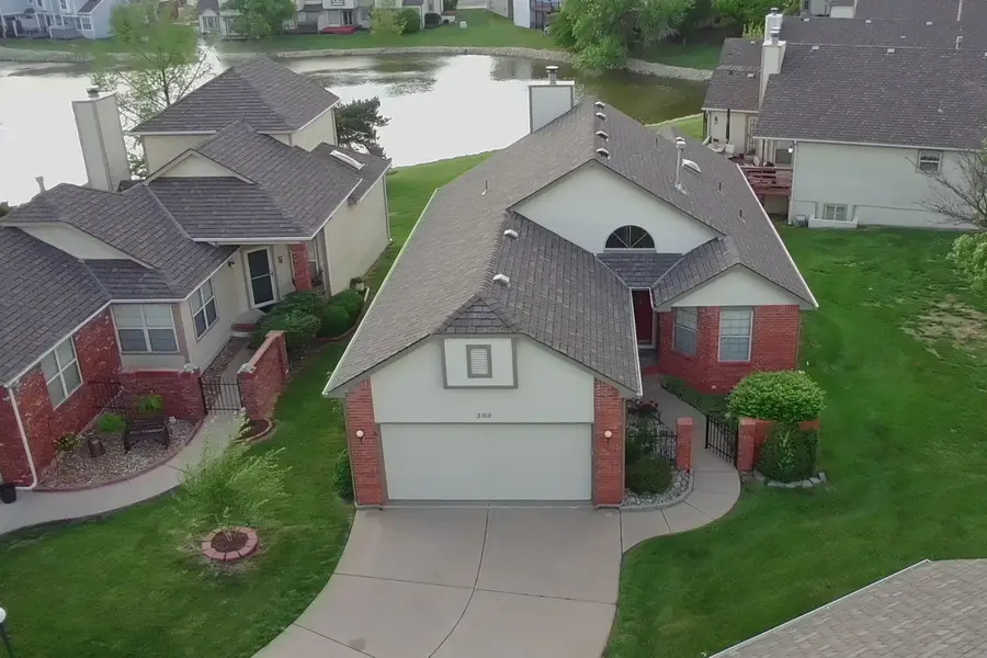 3019 N Bramblewood St, Wichita, KS 67226 - #2