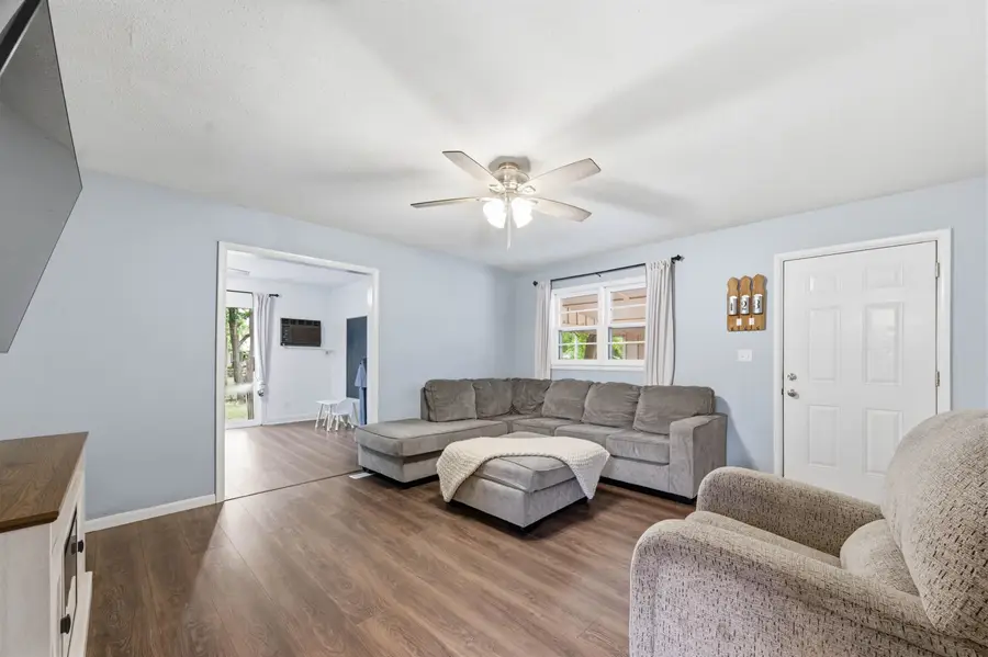 1228 E Beaumont, Park City, KS 67219 - #2
