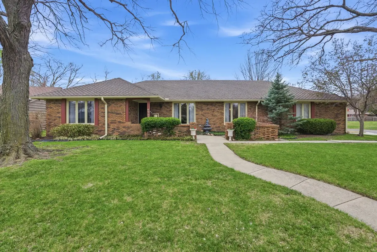 6903 E 14th, Wichita, KS 67206 - #1