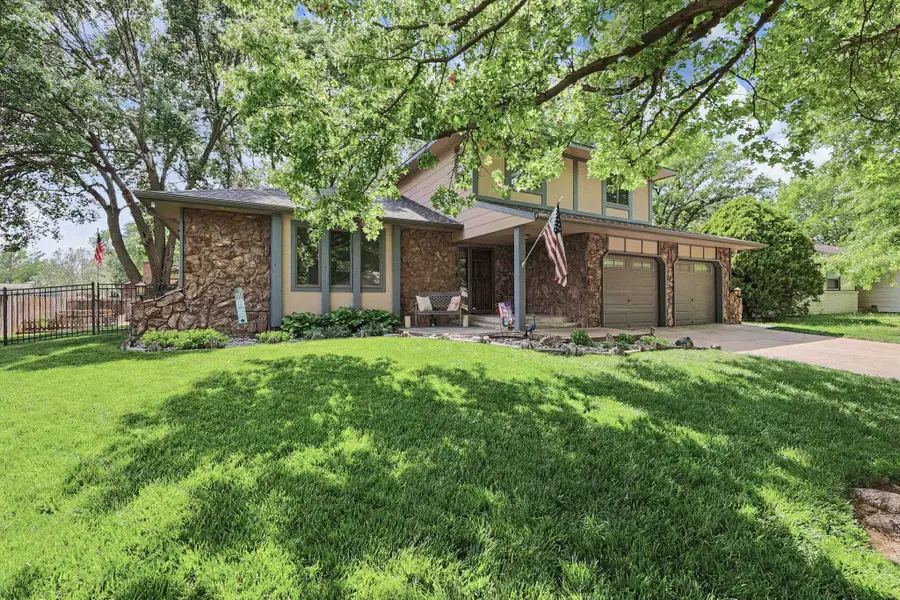 1609 N Stony Point St, Wichita, KS 67212 - #2