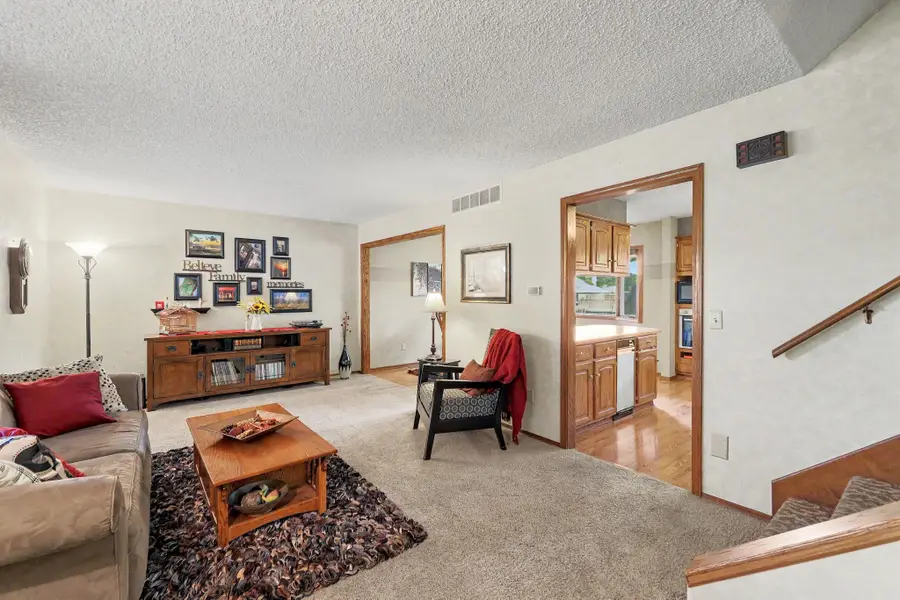 1609 N Stony Point St, Wichita, KS 67212 - #3