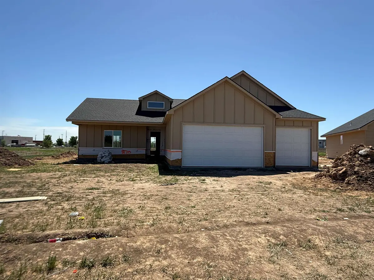 870 N Main, Goddard, KS 67052 - #1