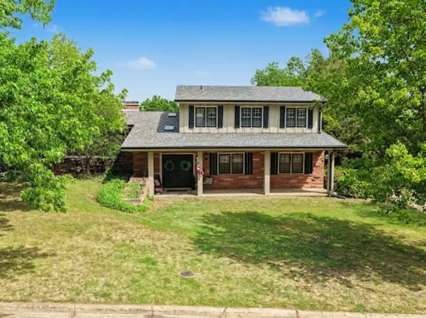 2211 Edgehill Rd., Salina, KS 67401