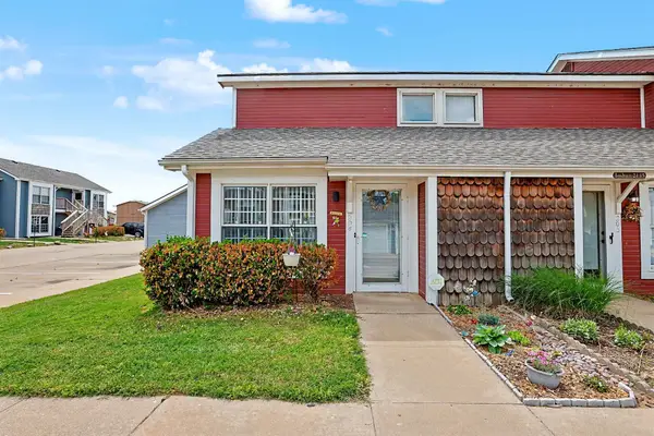 6725 W Shade #204, Wichita, KS 67212