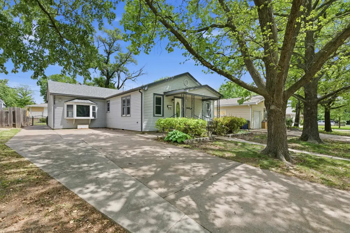 1602 Edgemoor St, El Dorado, KS 67042 - #1