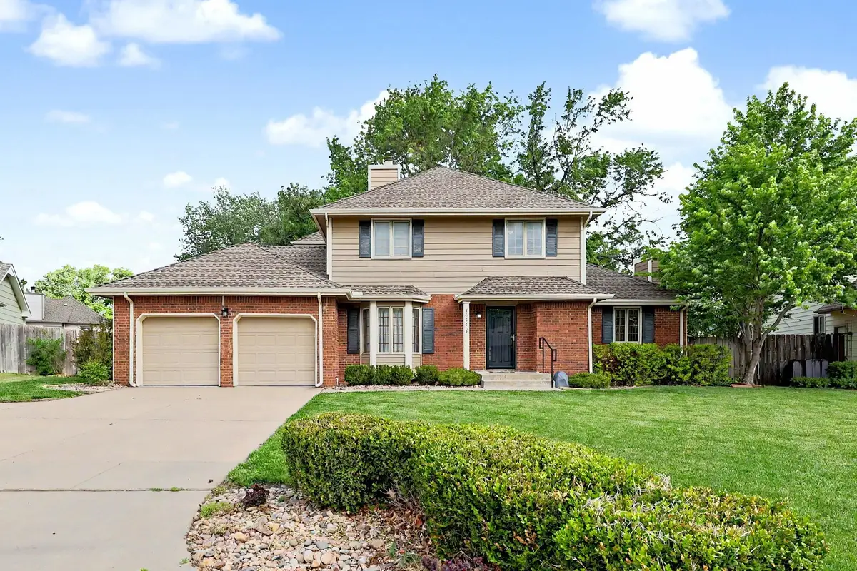 4628 N Farmstead Ct, Bel Aire, KS 67220 - #1
