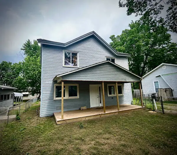 904 E 5th Ave., Winfield, KS 67156