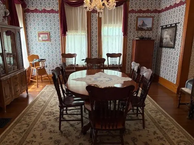 320 W Broadway, Newton, KS 67114 - #3