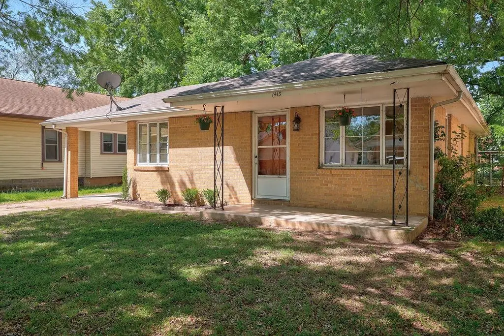 1413 Hackney St, Winfield, KS 67156 - #1