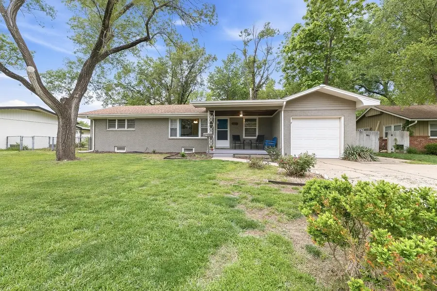 711 N Valleyview St, Wichita, KS 67212 - #2