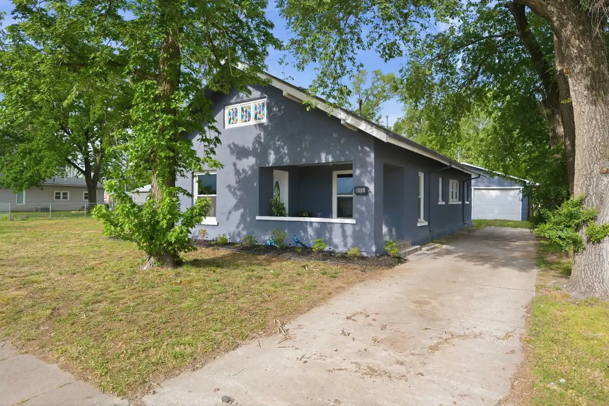 315 S Somerset St, Norwich, KS 67118 - #1