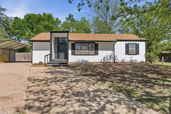 850 Fredrick Dr, El Dorado, KS 67042