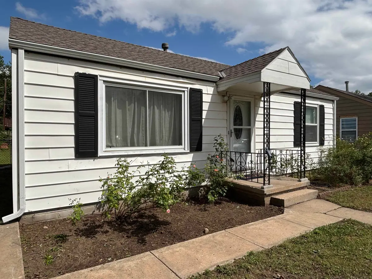 2344 N Mascot Ave, Wichita, KS 67204 - #1