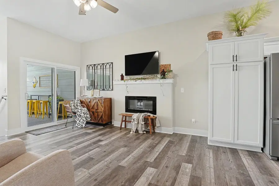 936 N Bayshore Street, Wichita, KS 67212 - #3