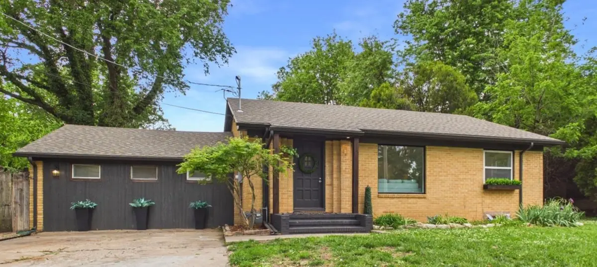 1863 S Chautauqua, Wichita, KS 67211 - #1