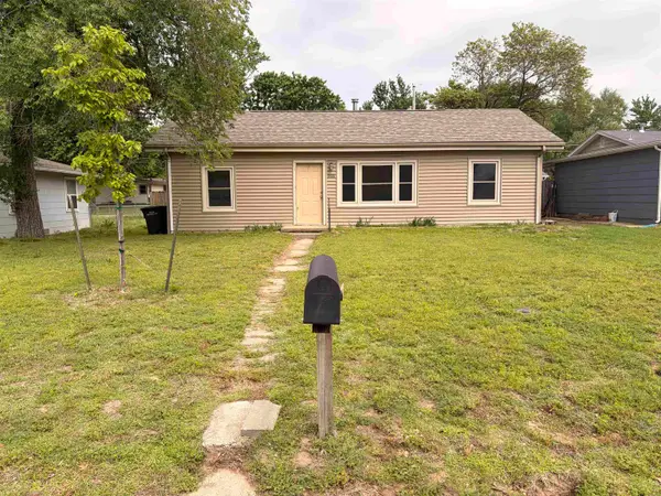 806 N 10th, Arkansas City, KS 67005