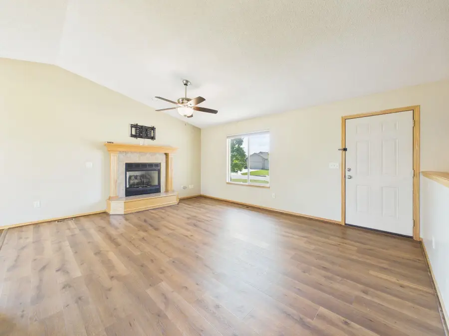 1973 N Bellick Ct, Wichita, KS 67235 - #3