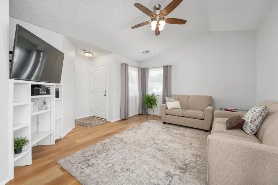 921 E 52nd St S, Wichita, KS 67216-3663 - #3