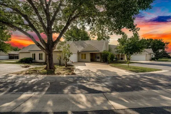 2 E Maverick, Wichita, KS 67220