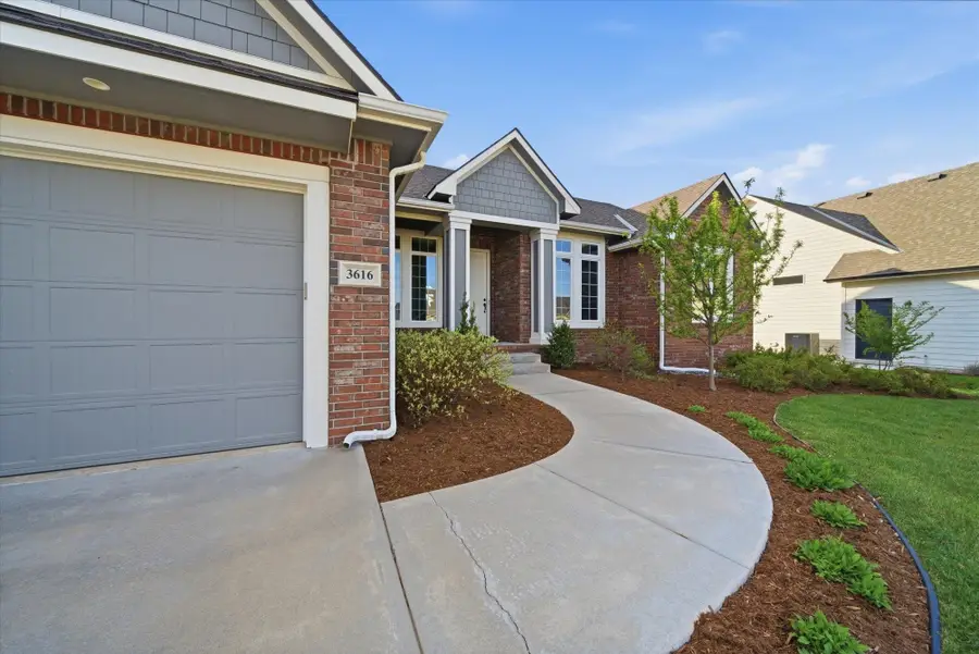 3616 N Crest Ct, Wichita, KS 67226 - #2