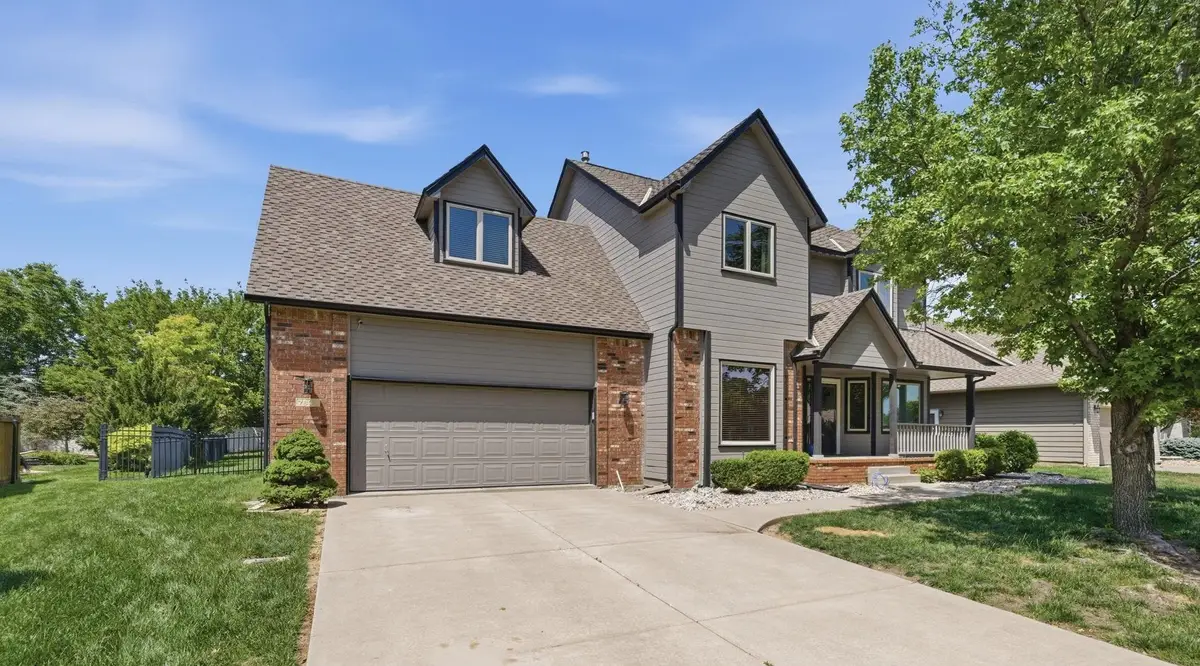7802 E Champions Cir, Wichita, KS 67226 - #1