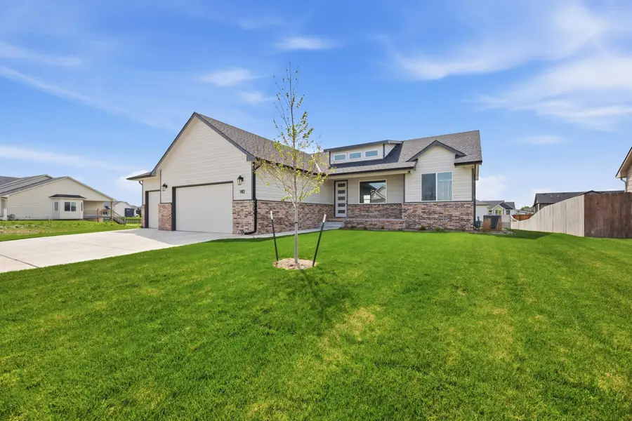 182 S Wellcrest Ct, Goddard, KS 67052 - #2